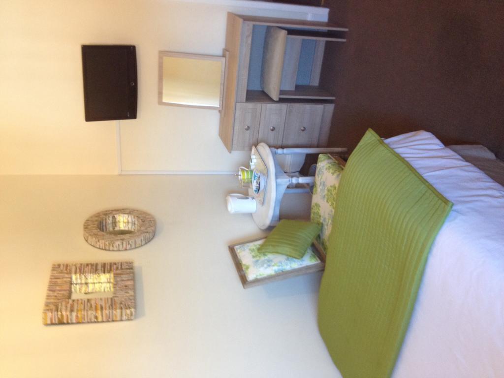 The Bebington Bed & Breakfast Luaran gambar