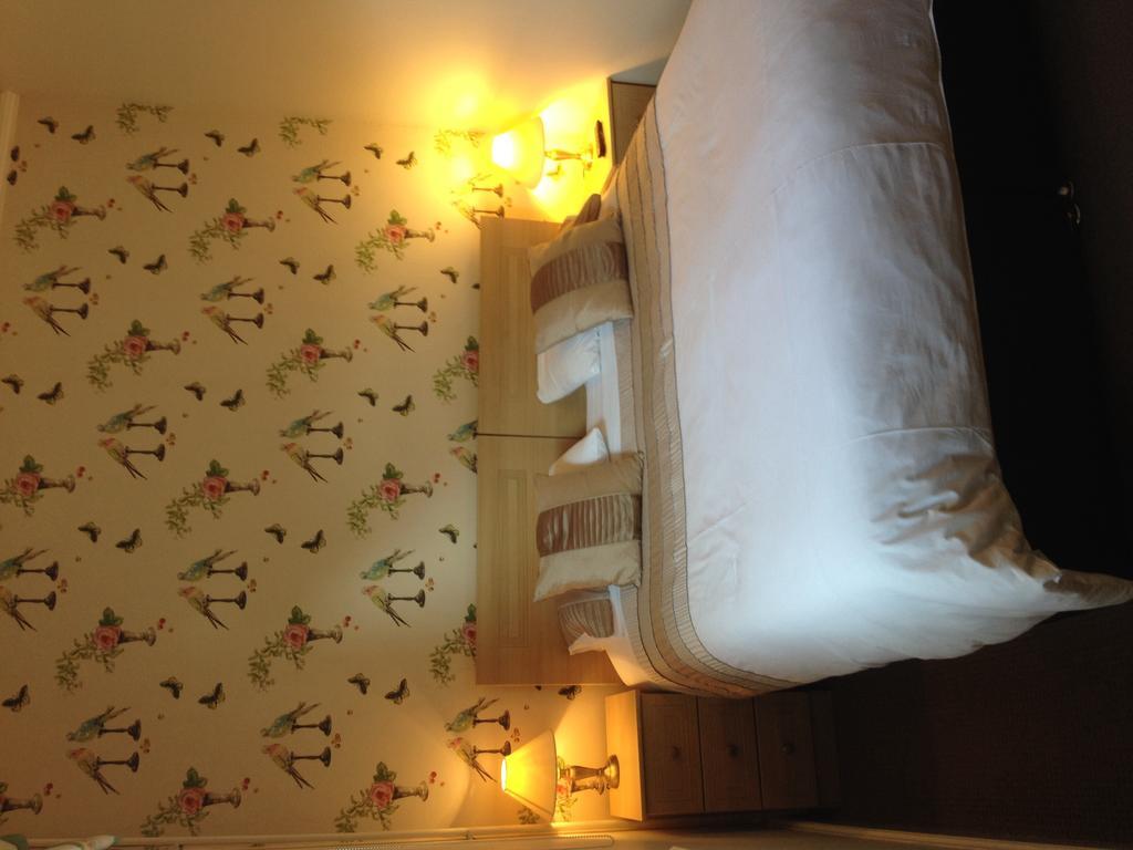 The Bebington Bed & Breakfast Luaran gambar
